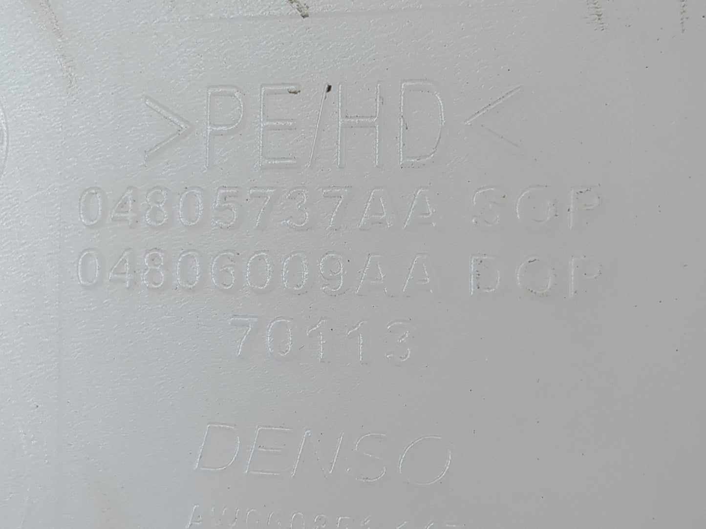 2006-2010 Dodge Charger Windshield Washer Fluid Reservoir Bottle Oem - Oemusedautoparts1.com