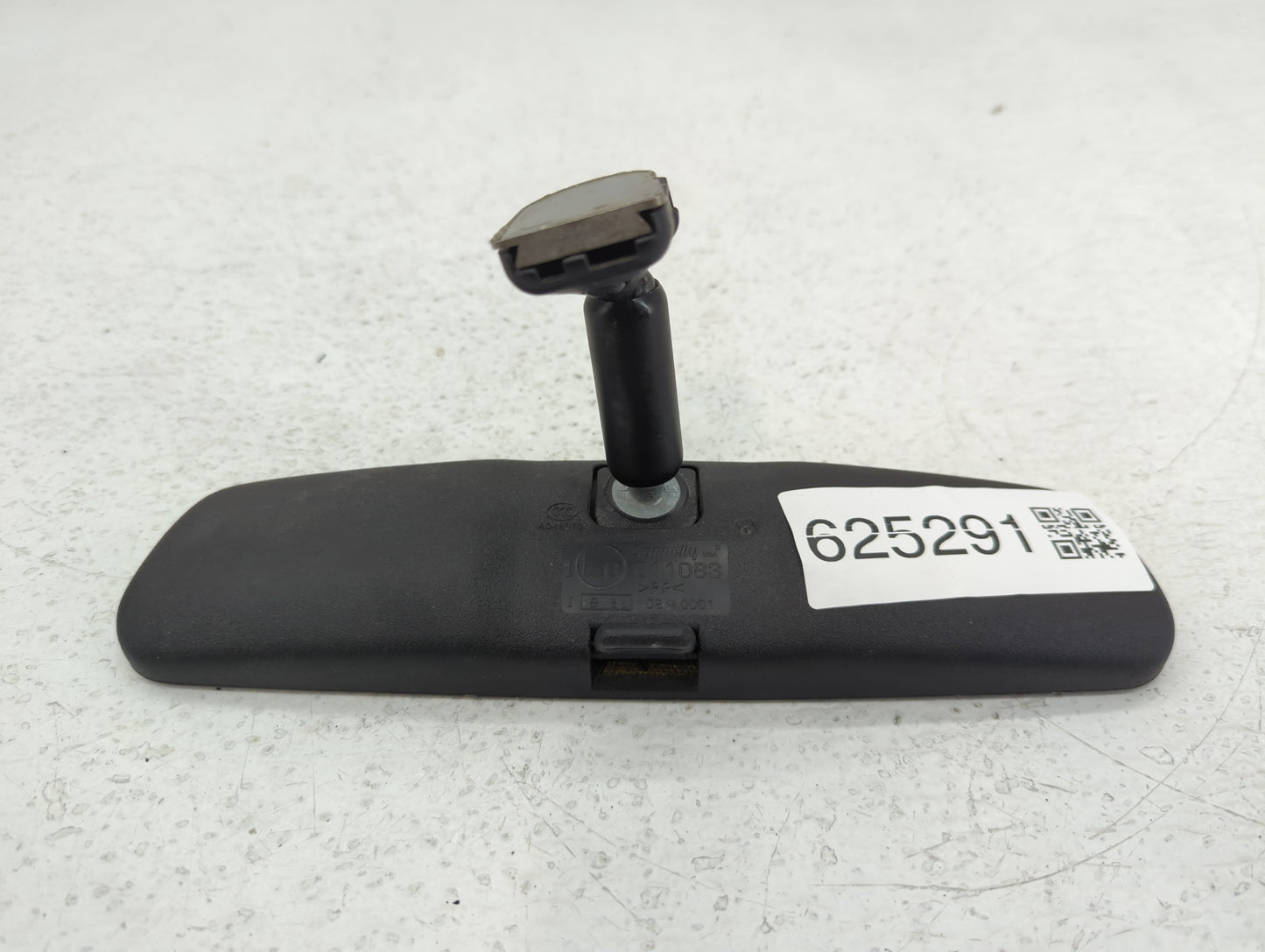 2008 Dodge Durango Interior Rear View Mirror Replacement OEM P/N:IE8011083 Fits OEM Used Auto Parts - Oemusedautoparts1.com