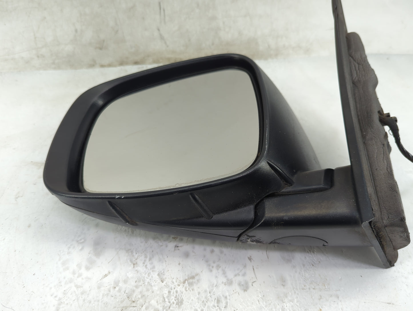 2008 Dodge Grand Caravan Driver Side View Mirror - Left Door Mirror OEM Used - Oemusedautoparts1.com