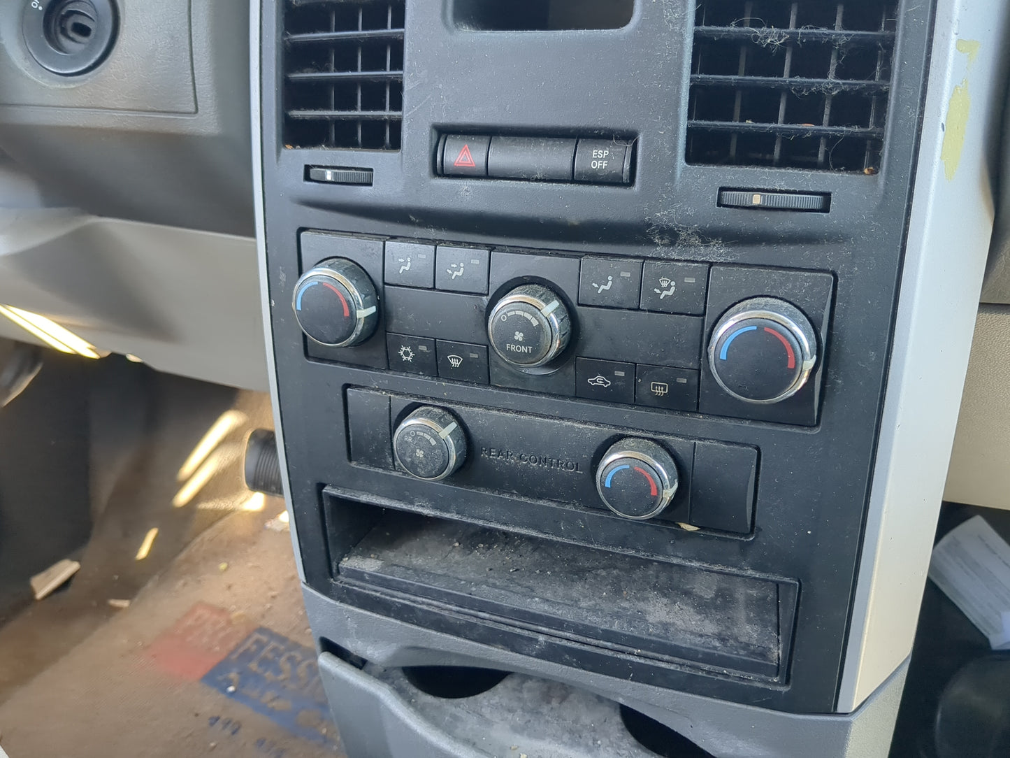 2008-2010 Dodge Grand Caravan Climate Control Module Temperature AC/Heater Replacement Fits Fits 2008 2009 2010 OEM Used Aut