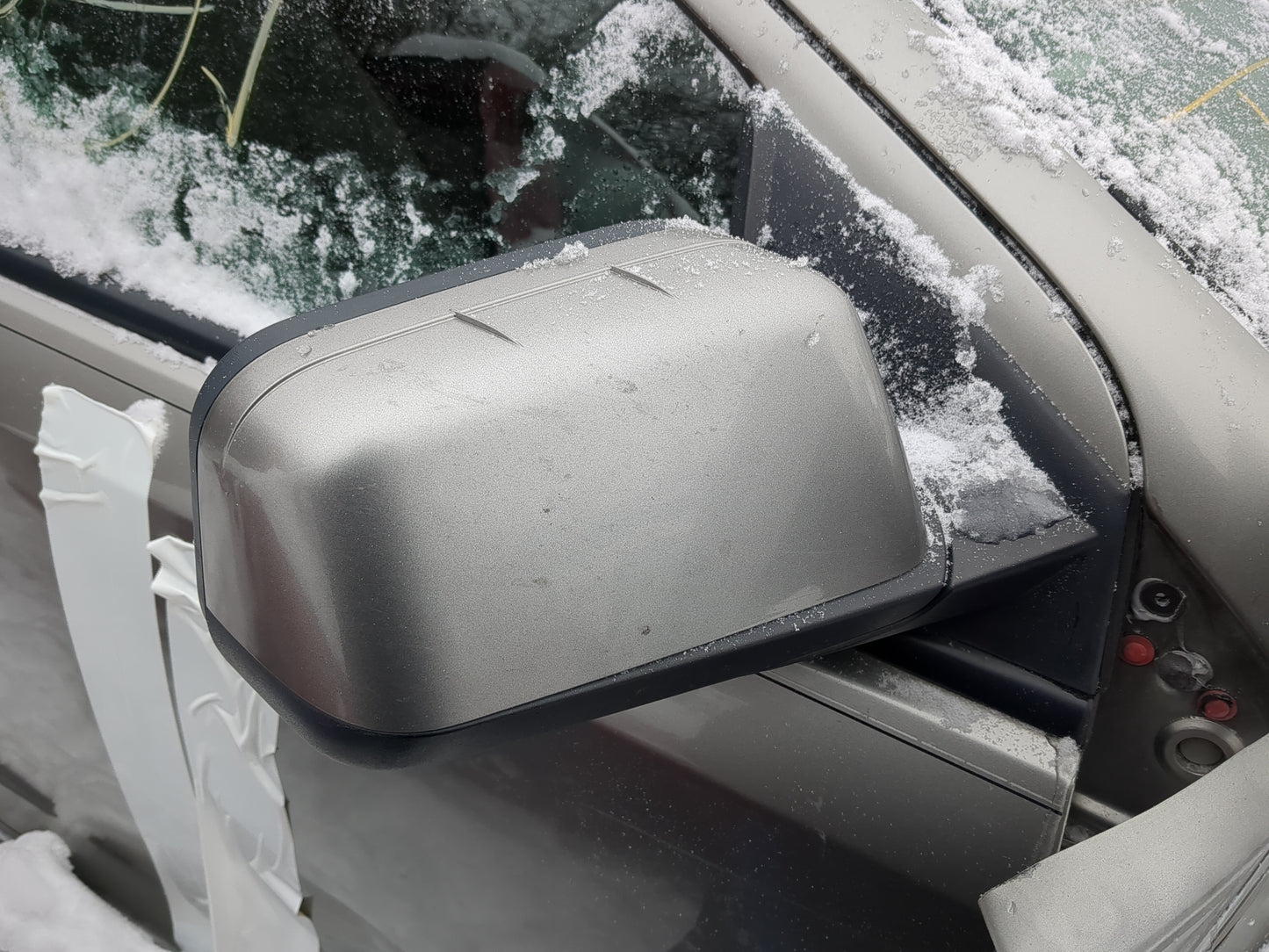 2008 Ford Edge Side Mirror Replacement Passenger Right View Door Mirror Fits OEM Used Auto Parts - Oemusedautoparts1.com