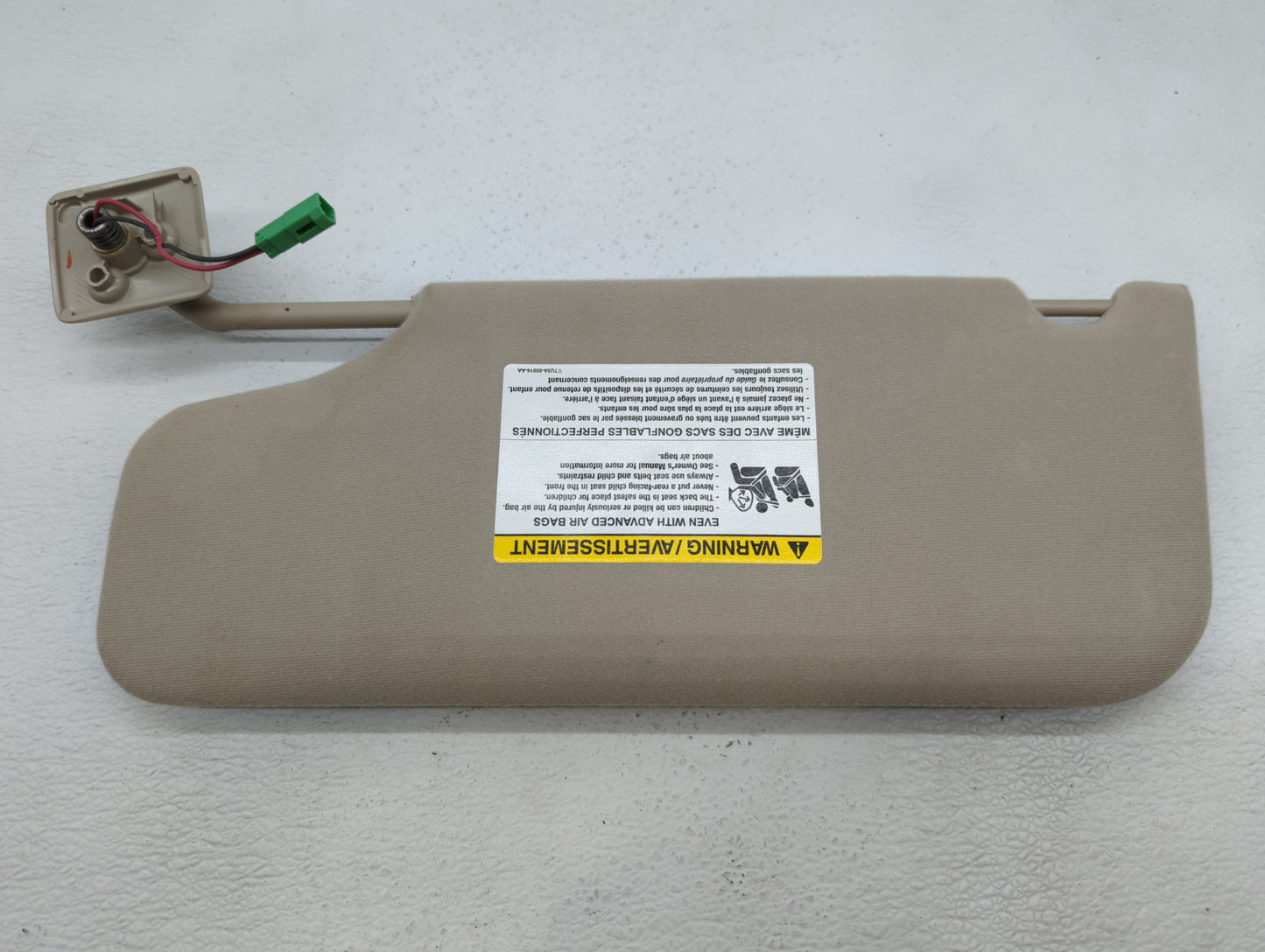 2007-2010 Ford Edge Sun Visor Shade Replacement Passenger Right Mirror Fits Fits 2007 2008 2009 2010 OEM Used Auto Parts - O