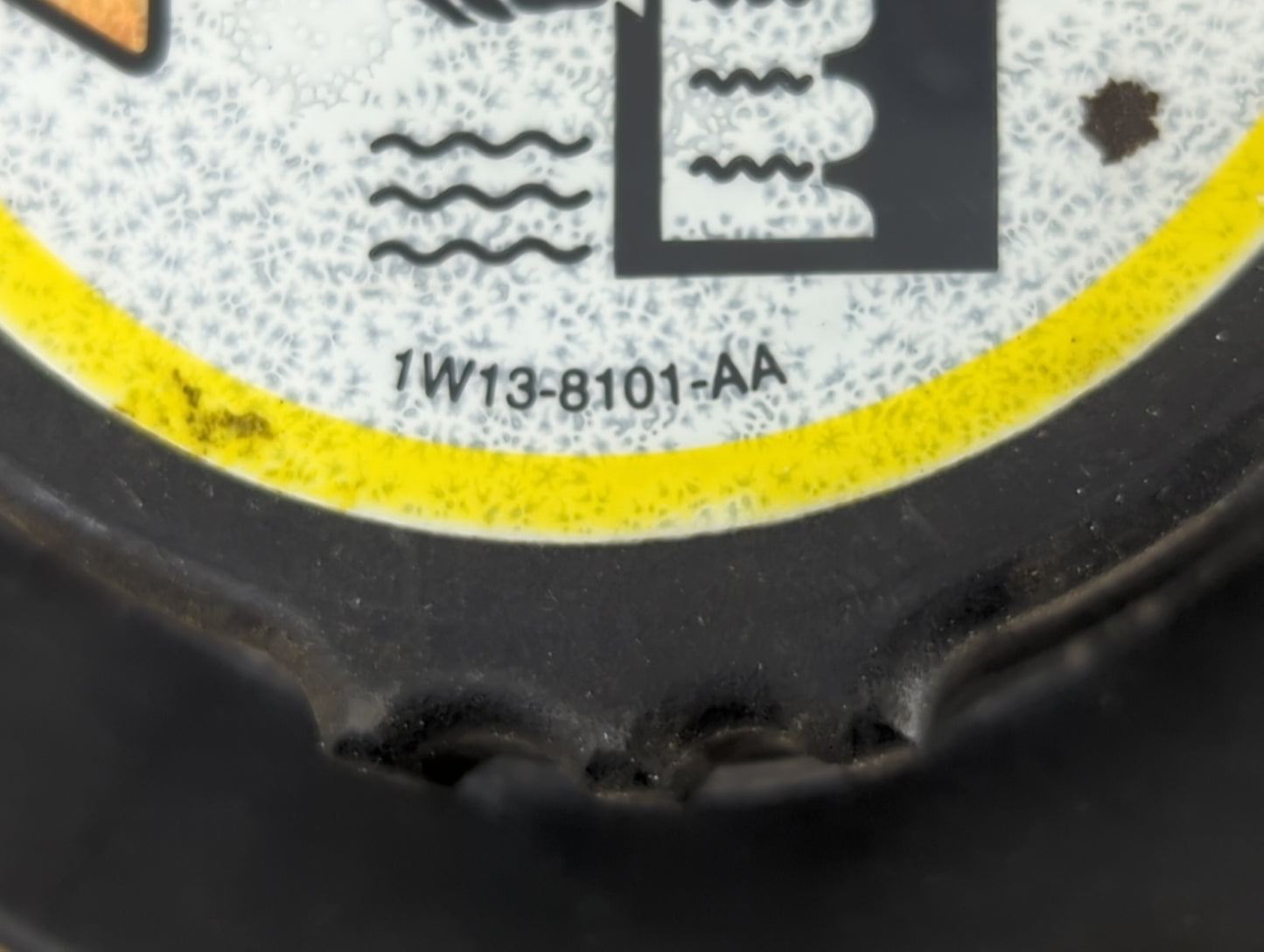 2007-2014 Ford Edge Windshield Washer Fluid Reservoir Bottle Oem - Oemusedautoparts1.com