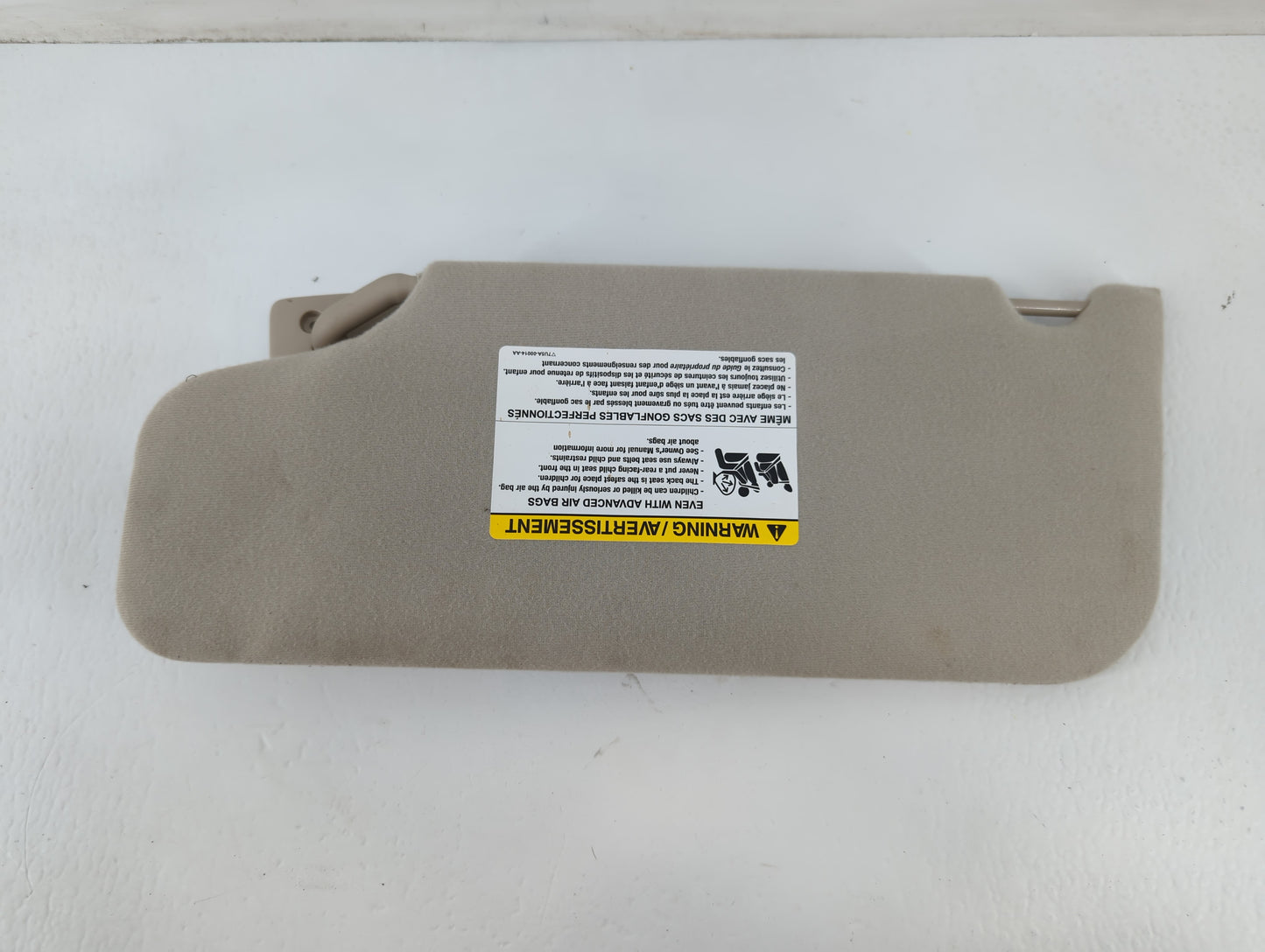2007-2010 Ford Edge Sun Visor Shade Replacement Passenger Right Mirror Fits Fits 2007 2008 2009 2010 OEM Used Auto Parts - O