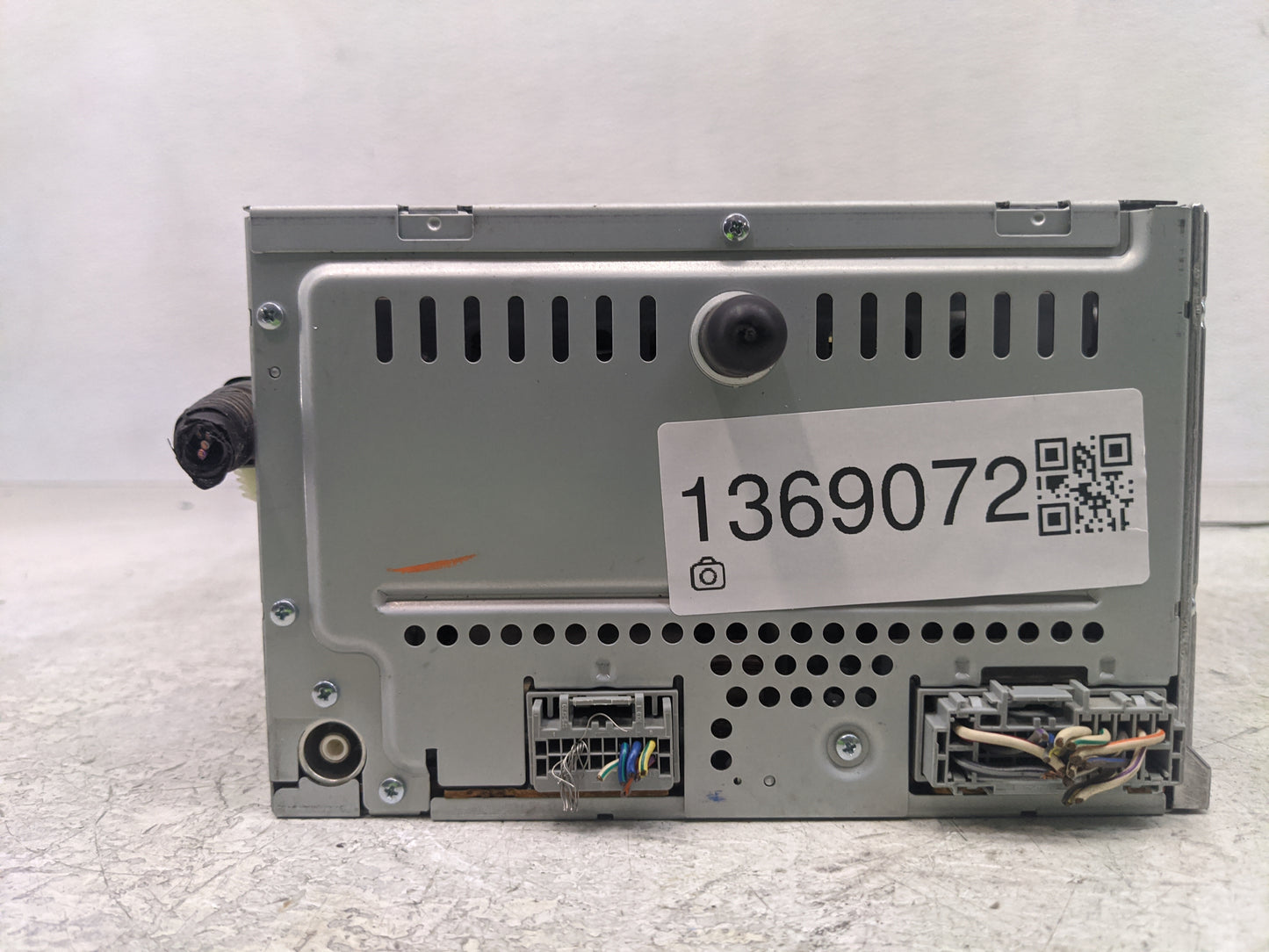 2008 Ford Escape Radio AM FM Cd Player Receiver Replacement P/N:8L8T18C869 Fits OEM Used Auto Parts - Oemusedautoparts1.com