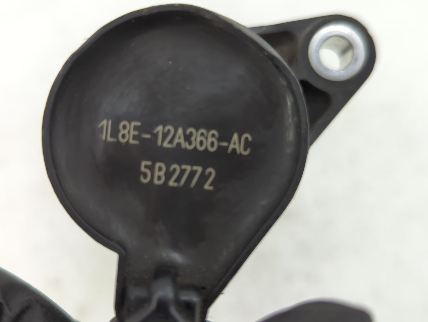 2008 Ford Escape Ignition Coil Igniter Pack - Oemusedautoparts1.com