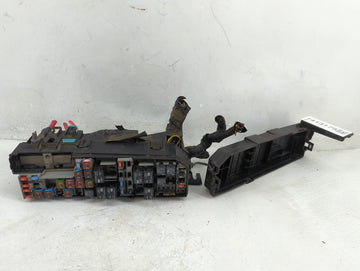 2008 Ford Escape Fusebox Fuse Box Panel Relay Module Fits OEM Used Auto Parts