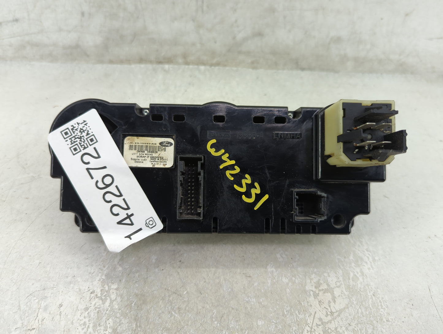 2008 Ford Escape Climate Control Module Temperature AC/Heater Replacement Fits OEM Used Auto Parts - Oemusedautoparts1.com