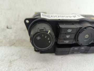2008 Ford Escape Climate Control Module Temperature AC/Heater Replacement P/N:8L8H-19980-AJ 8L8H-19980-A Fits OEM Used Auto Parts