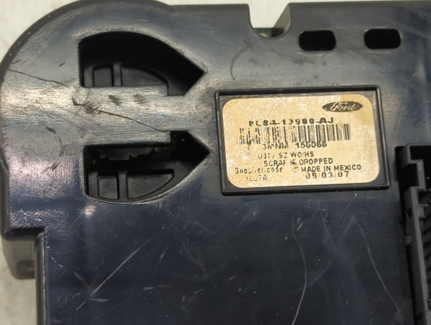 2008 Ford Escape Climate Control Module Temperature AC/Heater Replacement P/N:8L8H-19980-AJ 8L8H-19980-A Fits OEM Used Auto