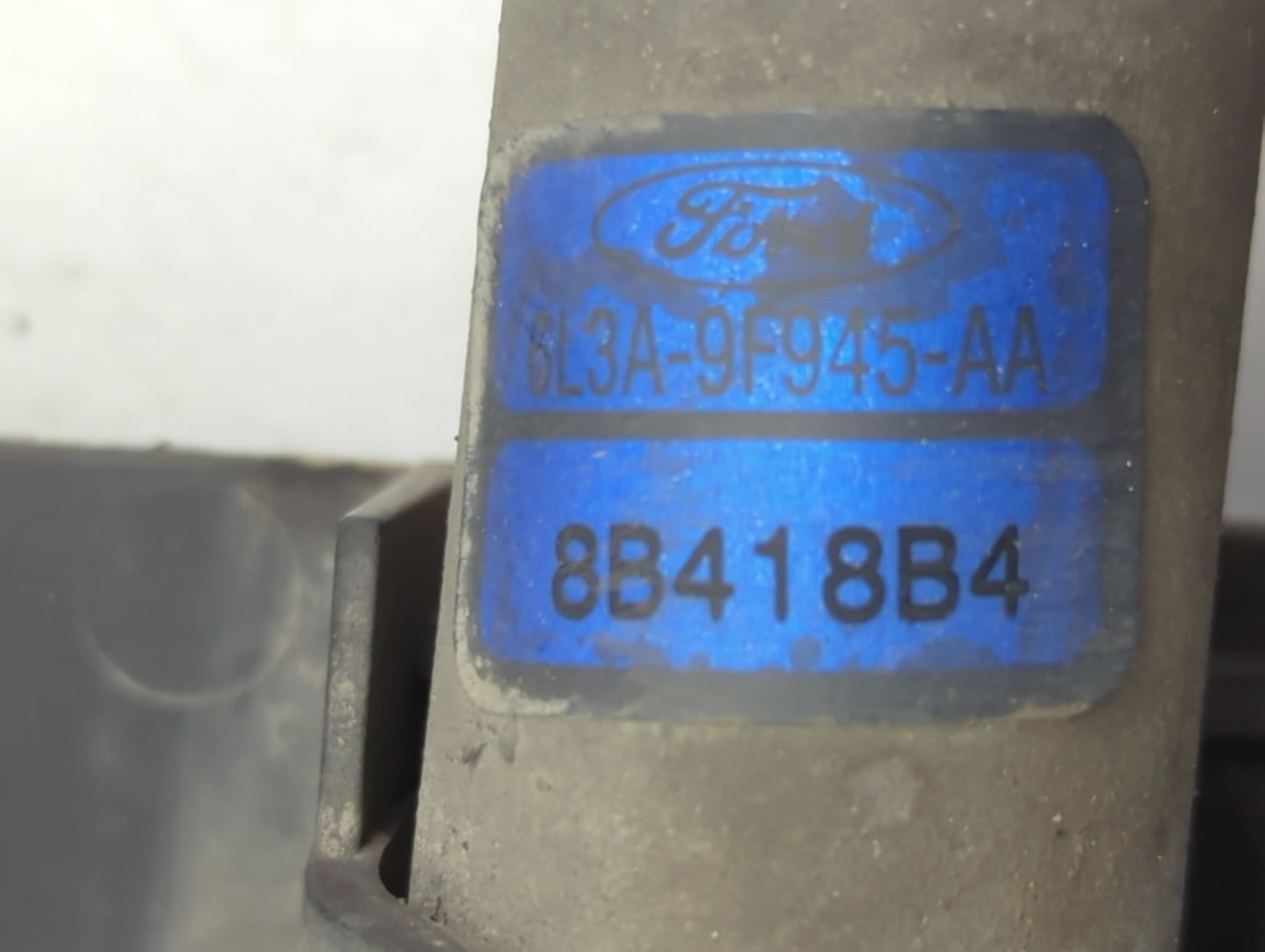2008 Ford Escape Fuel Vapor Charcoal Canister 1449887 - Oemusedautoparts1.com
