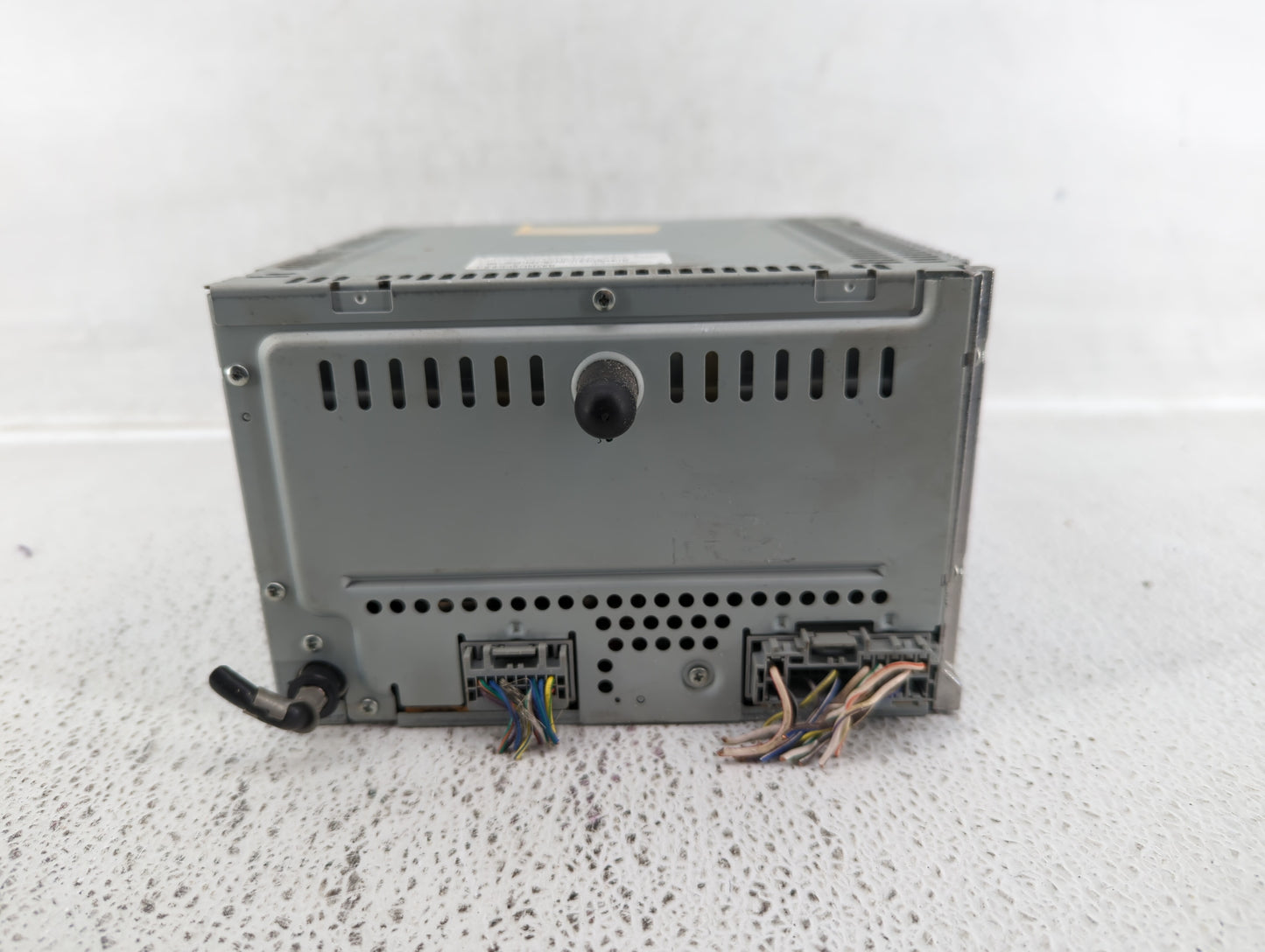 2008 Ford Escape Radio AM FM Cd Player Receiver Replacement P/N:8L8T-19C108-AL 8L8T-19C108-AJ, 8L8T-19C108-AG Fits OEM Used