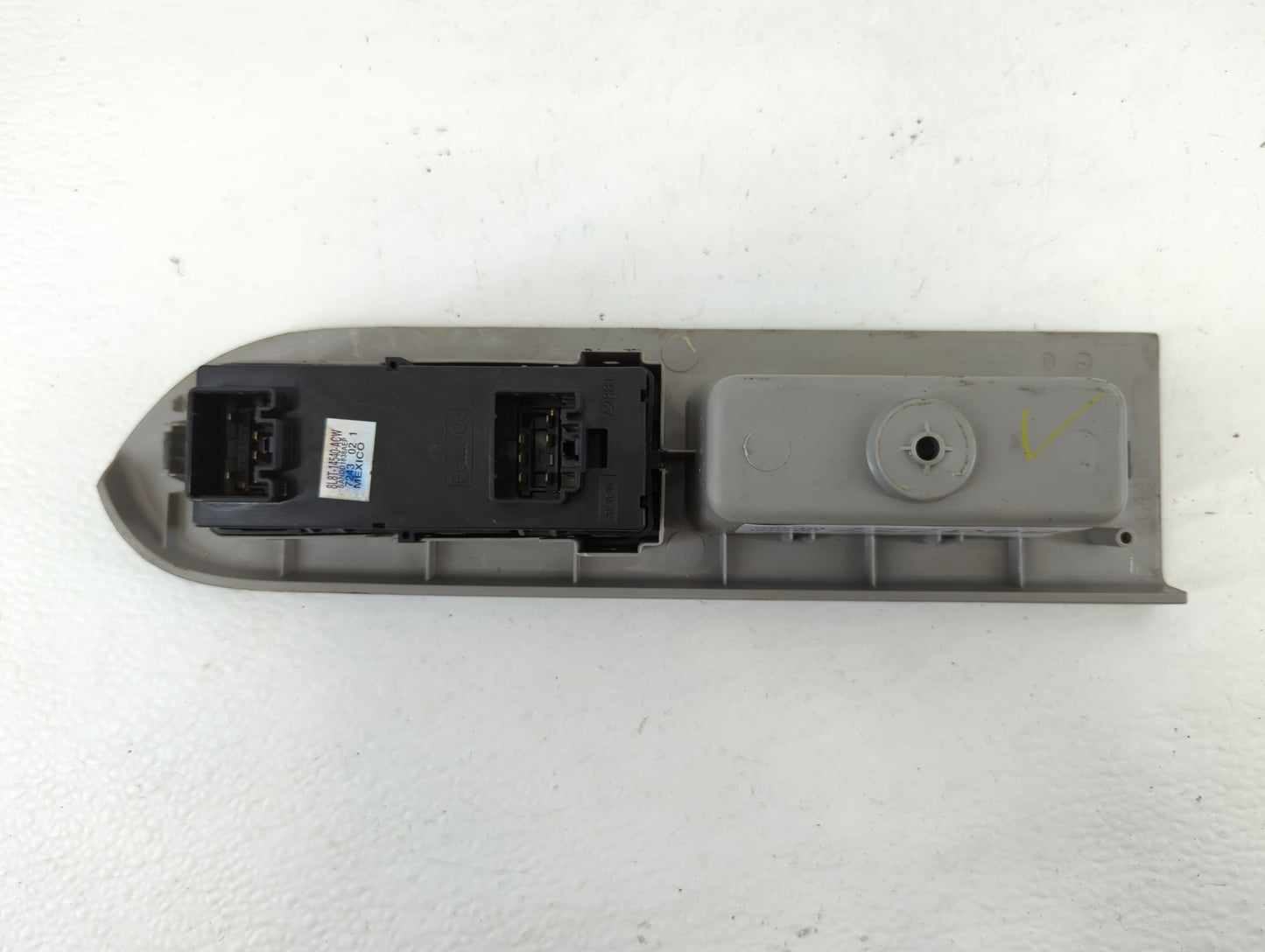 2008-2012 Ford Escape Master Power Window Switch Replacement Driver Side Left P/N:8L8T-14540-ACW Fits OEM Used Auto Parts -