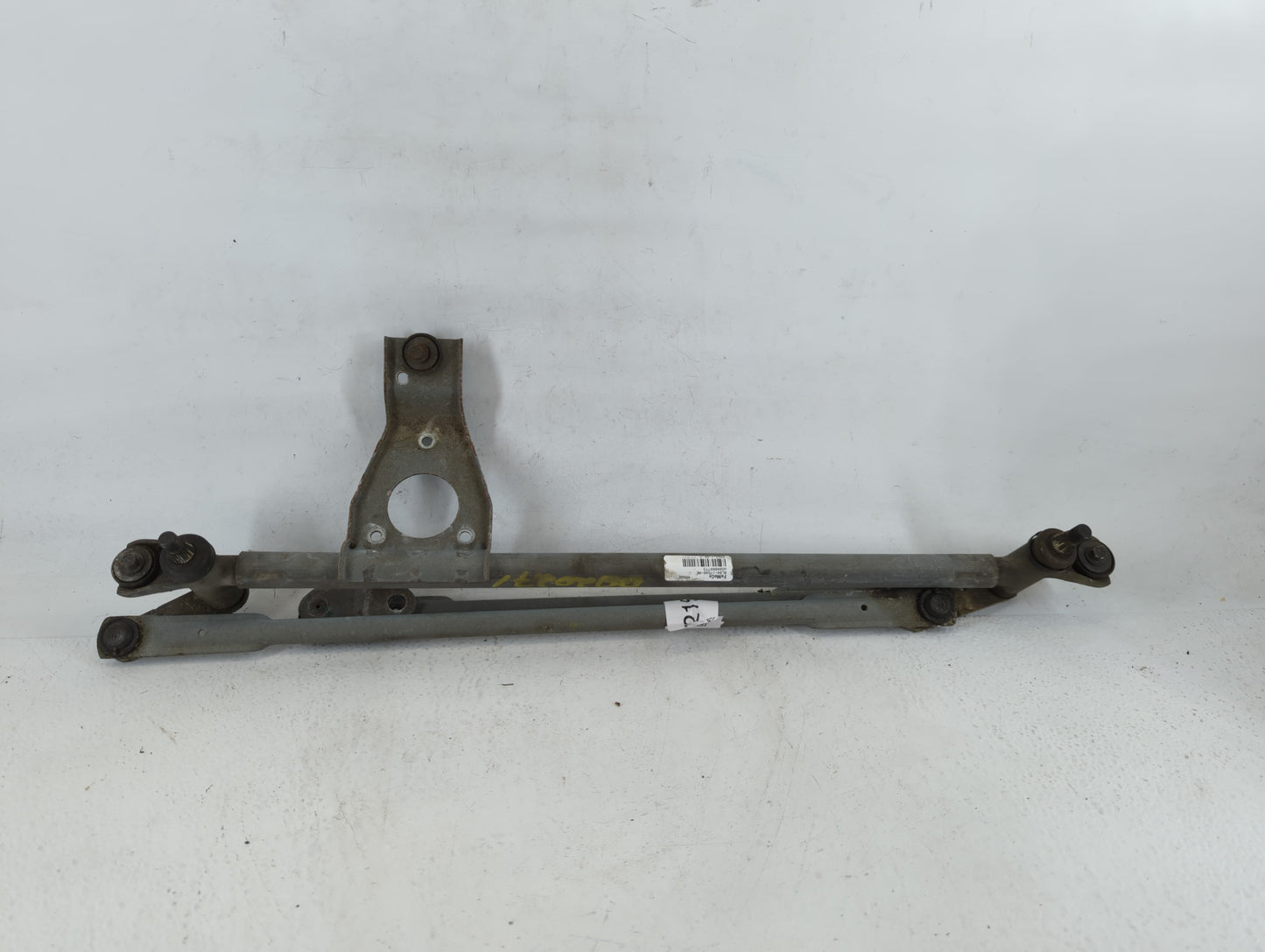 2008-2009 Ford Escape Front Windshield Wiper Motor Fits Fits 2008 2009 OEM Used Auto Parts - Oemusedautoparts1.com