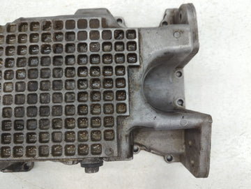 2008 Ford Escape Engine Oil Pan P/N:8L8E-6675-AA Fits OEM Used Auto Parts