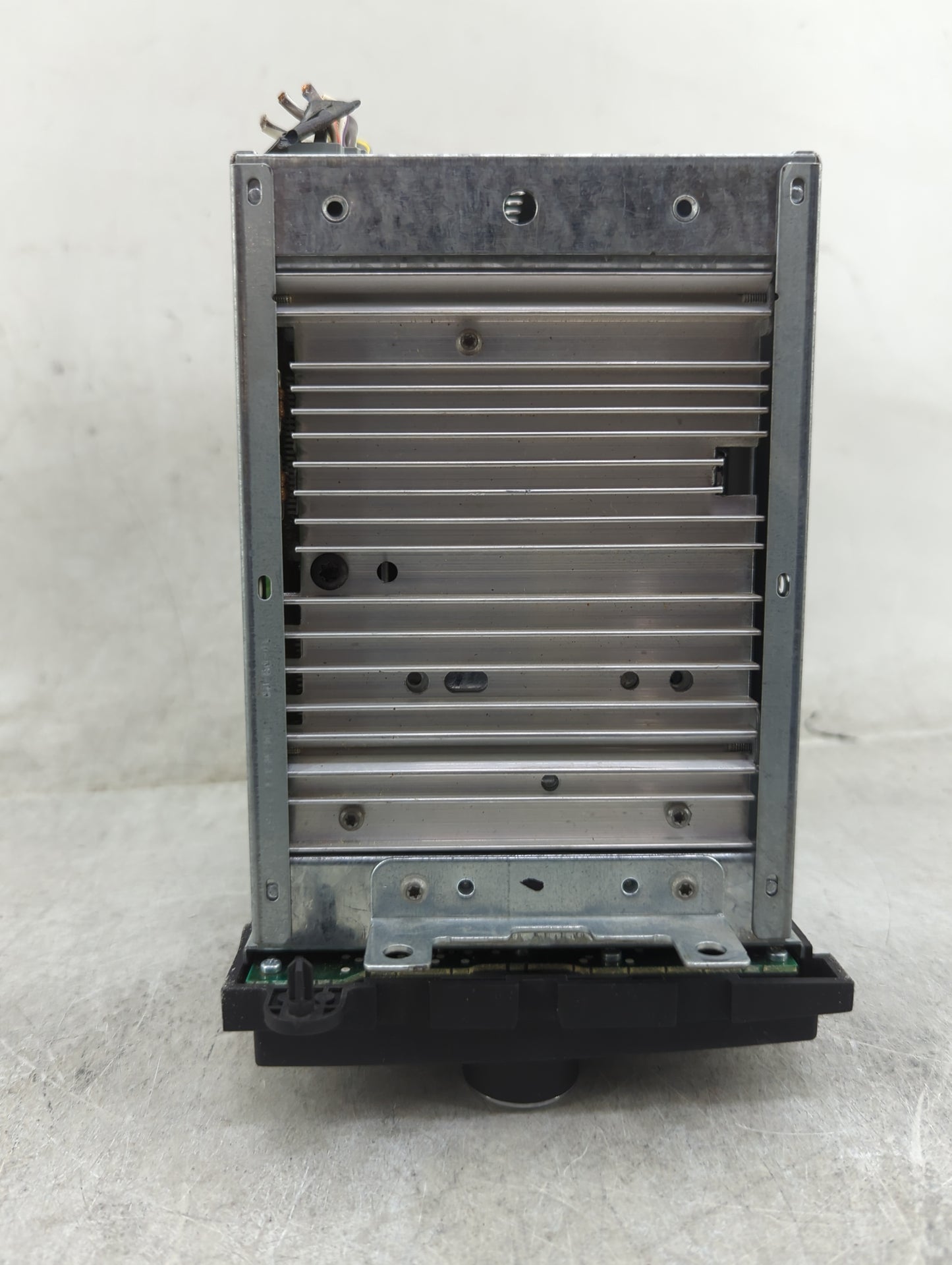 2008-2009 Ford Explorer Radio AM FM Cd Player Receiver Replacement P/N:8L2T-18C869-AF Fits Fits 2008 2009 OEM Used Auto Part