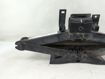 2008 Ford F-150 Spare Scissor Car Jack