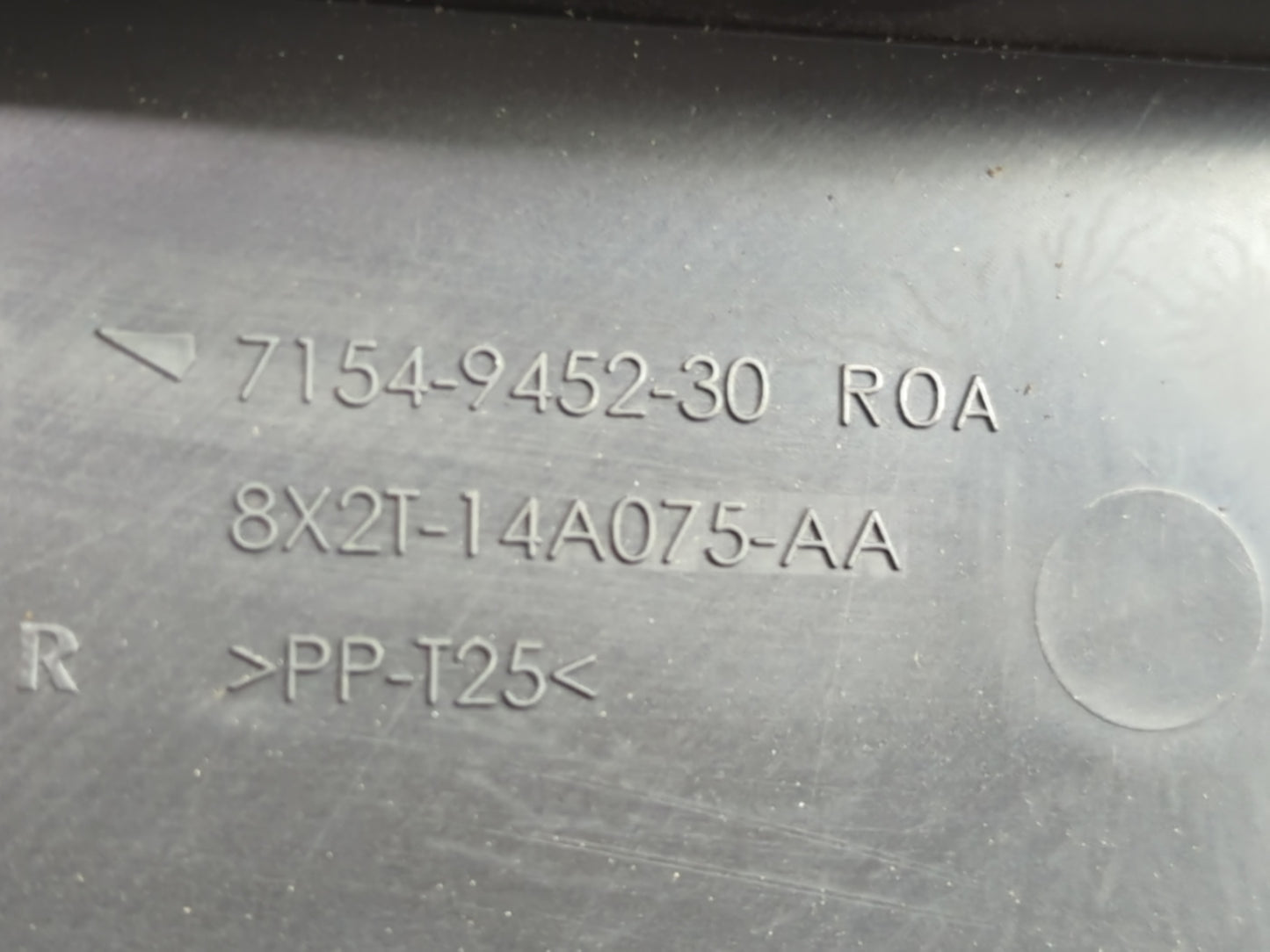 2007-2008 Ford F-150 Fusebox Fuse Box Panel Relay Module P/N:8X2T-14A075-AA 7154-9452-30, 82662-02660 Fits Fits 2007 2008 OE