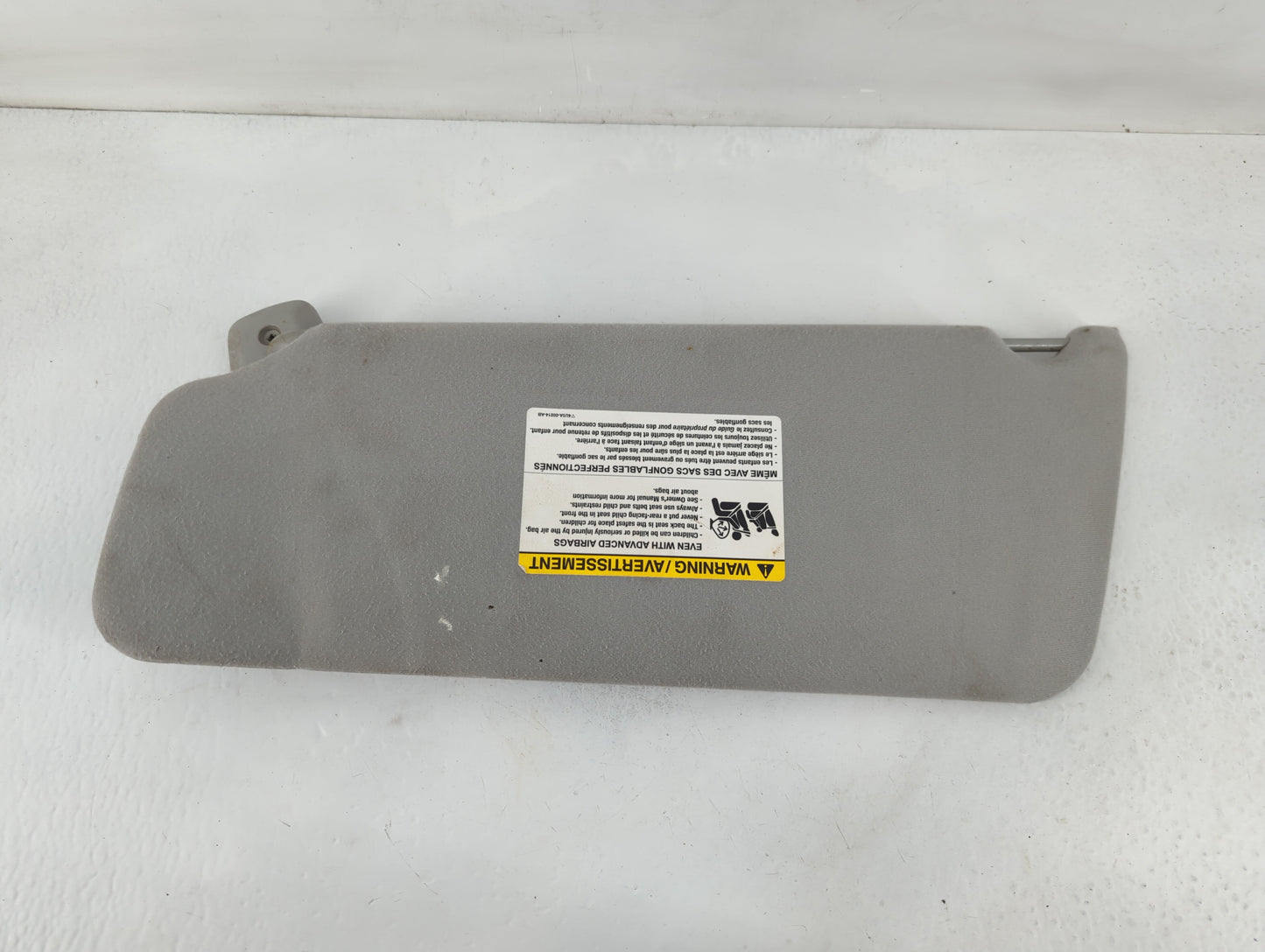 2004-2008 Ford F-150 Sun Visor Shade Replacement Passenger Right Mirror Fits Fits 2004 2005 2006 2007 2008 OEM Used Auto Par