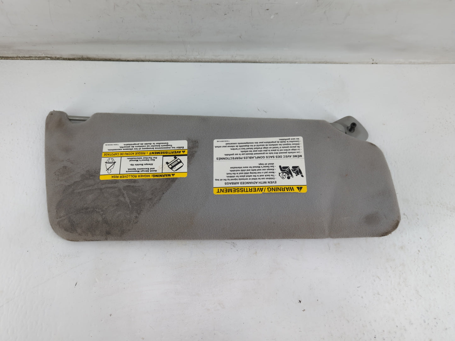 2004-2008 Ford F-150 Sun Visor Shade Replacement Passenger Right Mirror Fits Fits 2004 2005 2006 2007 2008 OEM Used Auto Par