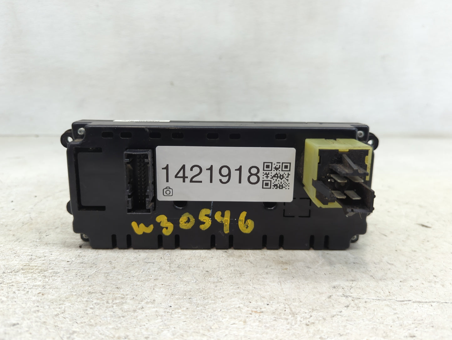 2008 Ford F250sd Climate Control Module Temperature AC/Heater Replacement P/N:PMAE00048395 Fits Fits 2009 2010 OEM Used Auto