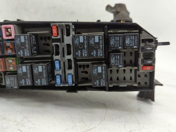 2008-2011 Ford Focus Fusebox Fuse Box Panel Relay Module P/N:3B01A0101 Fits Fits 2008 2009 2010 2011 OEM Used Auto Parts