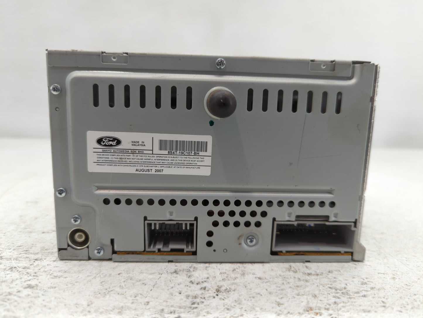 2008-2009 Ford Focus Radio AM FM Cd Player Receiver Replacement P/N:8S4T18C869EM Fits Fits 2008 2009 2010 OEM Used Auto Part