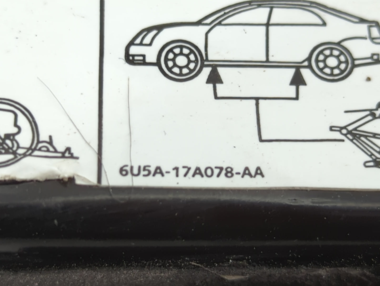 2008 Ford Fusion Spare Scissor Car Jack 1123508 - Oemusedautoparts1.com
