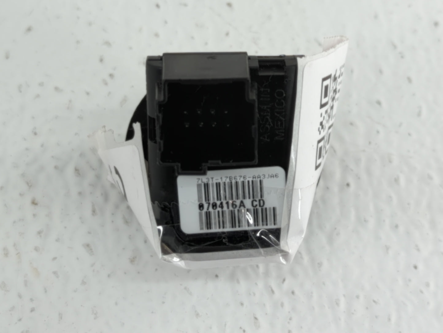 2008-2009 Ford Fusion Master Power Window Switch Replacement Driver Side Left P/N:070416A CD 7L3T-17B676-AA3JA6 Fits OEM Use
