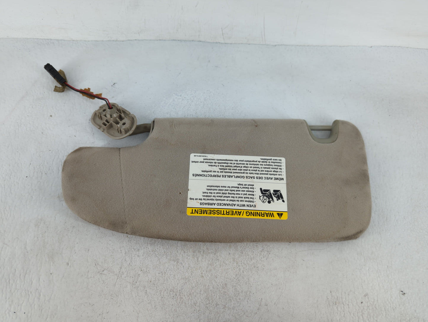 2006-2009 Ford Fusion Sun Visor Shade Replacement Passenger Right Mirror Fits Fits 2006 2007 2008 2009 OEM Used Auto Parts -