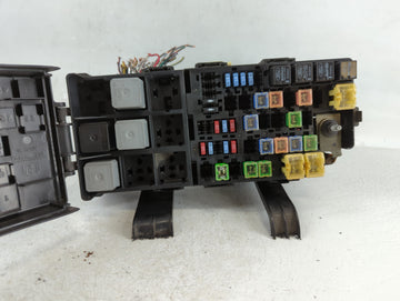 2006-2009 Ford Fusion Fusebox Fuse Box Panel Relay Module P/N:PP-T10 54-7146-30 Fits Fits 2006 2007 2008 2009 OEM Used Auto Parts