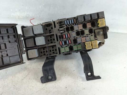 2006-2009 Ford Fusion Fusebox Fuse Box Panel Relay Module P/N:7154-5616-30 Fits Fits 2006 2007 2008 2009 OEM Used Auto Parts
