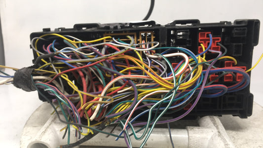 2008 Ford Sable Fusebox Fuse Box Panel Relay Module P/N:8G1T-14A003-A0 Fits Fits 2009 OEM Used Auto Parts