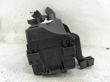 2008-2009 Ford Taurus Fusebox Fuse Box Panel Relay Module P/N:8G1T-14A003-AC Fits Fits 2008 2009 OEM Used Auto Parts