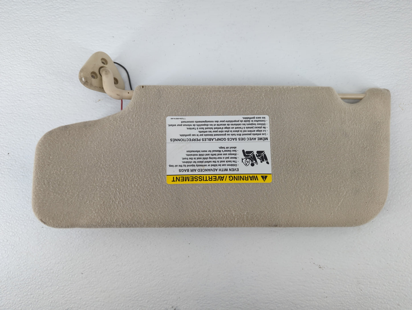 2008-2009 Ford Taurus X Sun Visor Shade Replacement Passenger Right Mirror Fits Fits 2008 2009 OEM Used Auto Parts - Oemused