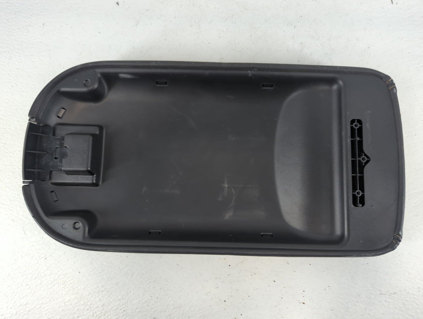 2008 Ford Taurus X Center Console Armrest Cover Lid Fits OEM Used Auto Parts - Oemusedautoparts1.com
