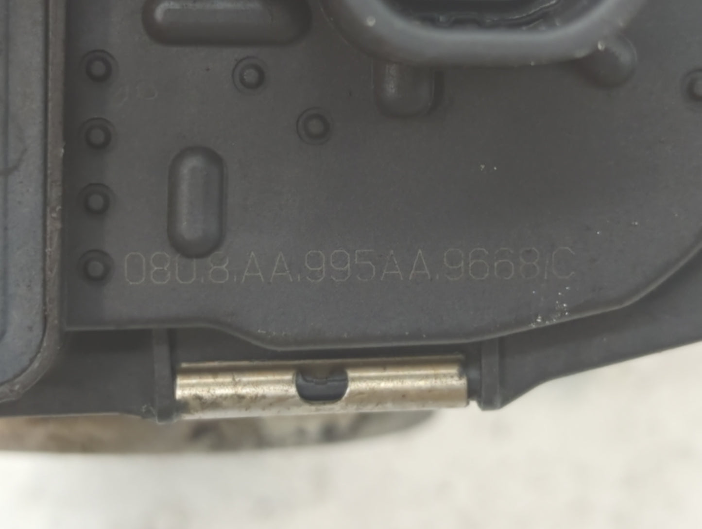 2007-2011 Gmc Acadia Throttle Body P/N:AA995AA9668 Fits Fits 2007 2008 2009 2010 2011 OEM Used Auto Parts - Oemusedautoparts