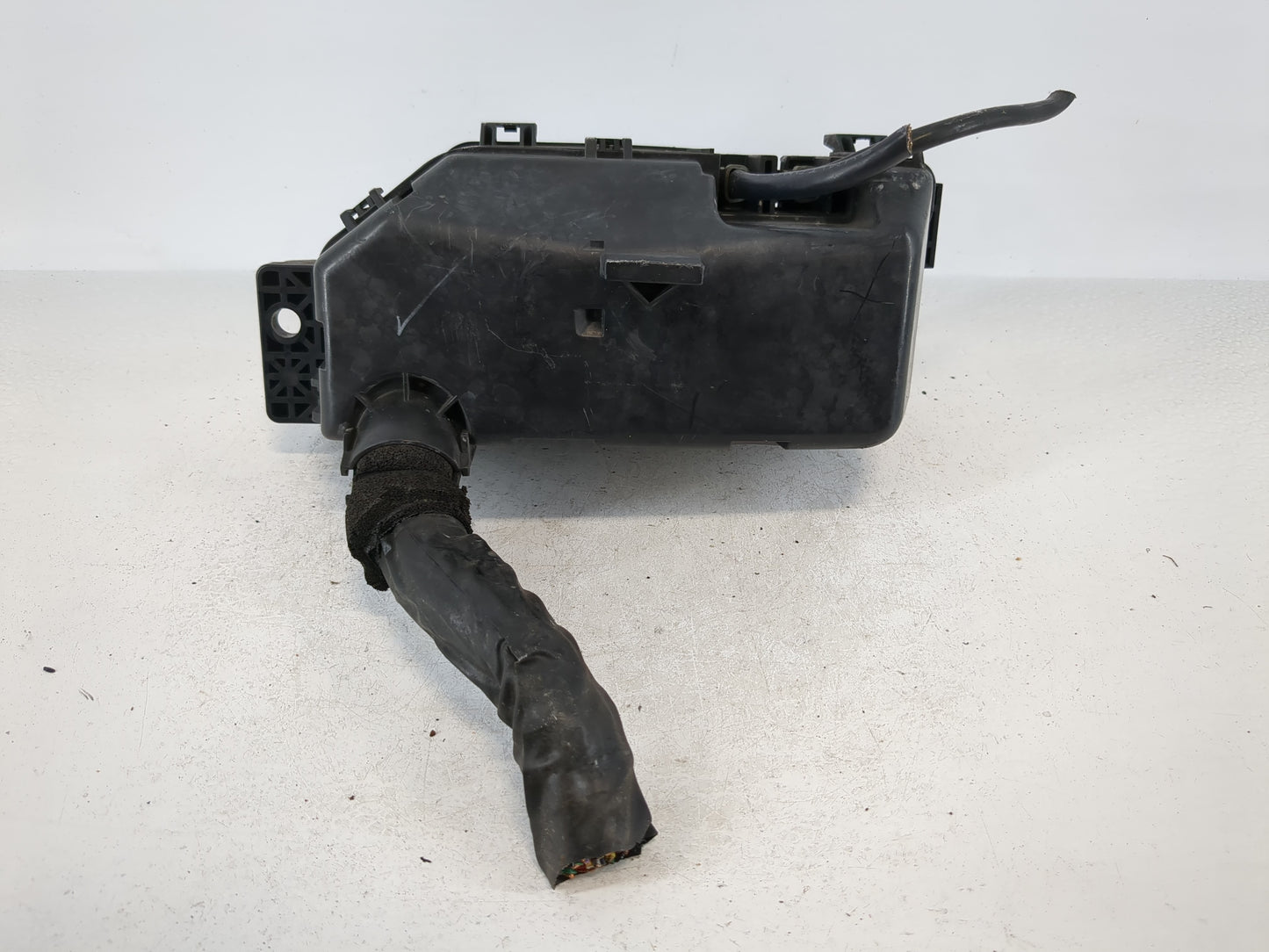 2008-2012 Honda Accord Fusebox Fuse Box Panel Relay Module P/N:0182Z713 018401656 Fits Fits 2008 2009 2010 2011 2012 OEM Use