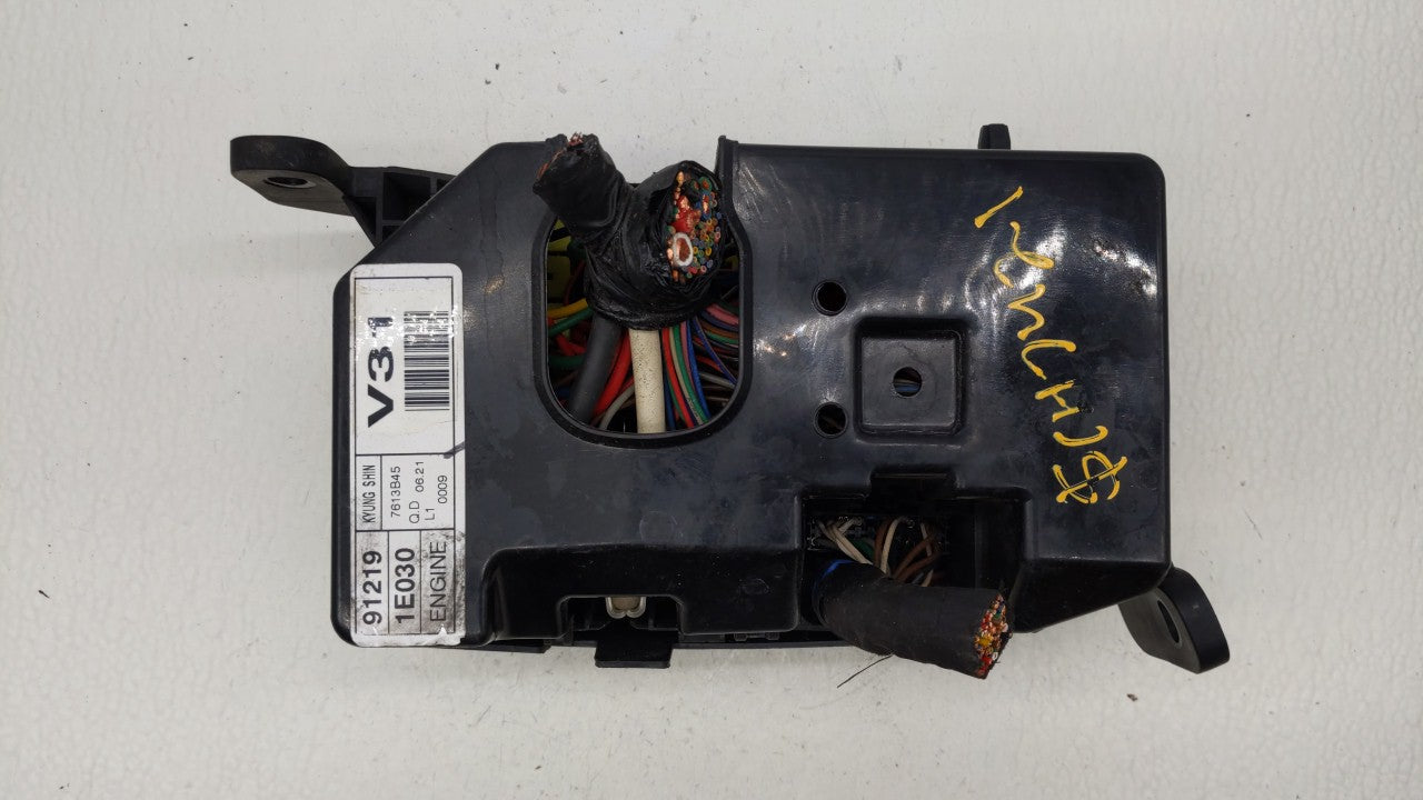 2006-2011 Hyundai Accent Fusebox Fuse Box Panel Relay Module P/N:91219-1E030 91285 1E350 Fits Fits 2006 2007 2008 2009 2010