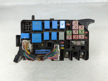 2006-2011 Hyundai Accent Fusebox Fuse Box Panel Relay Module P/N:8520A70 91219-1E010A Fits Fits 2006 2007 2008 2009 2010 2011 OEM Used Auto Parts