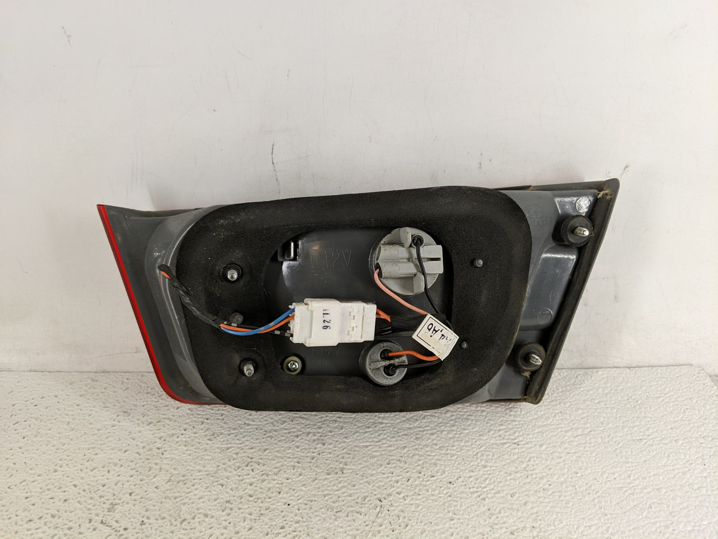 2006-2008 Hyundai Sonata Tail Light Assembly Driver Left OEM P/N:92403-0A0 Fits Fits 2006 2007 2008 OEM Used Auto Parts - Oe
