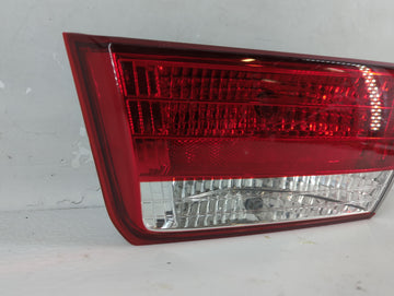2008 Hyundai Sonata Tail Light Assembly Passenger Right OEM P/N:92404-0A0 Fits OEM Used Auto Parts
