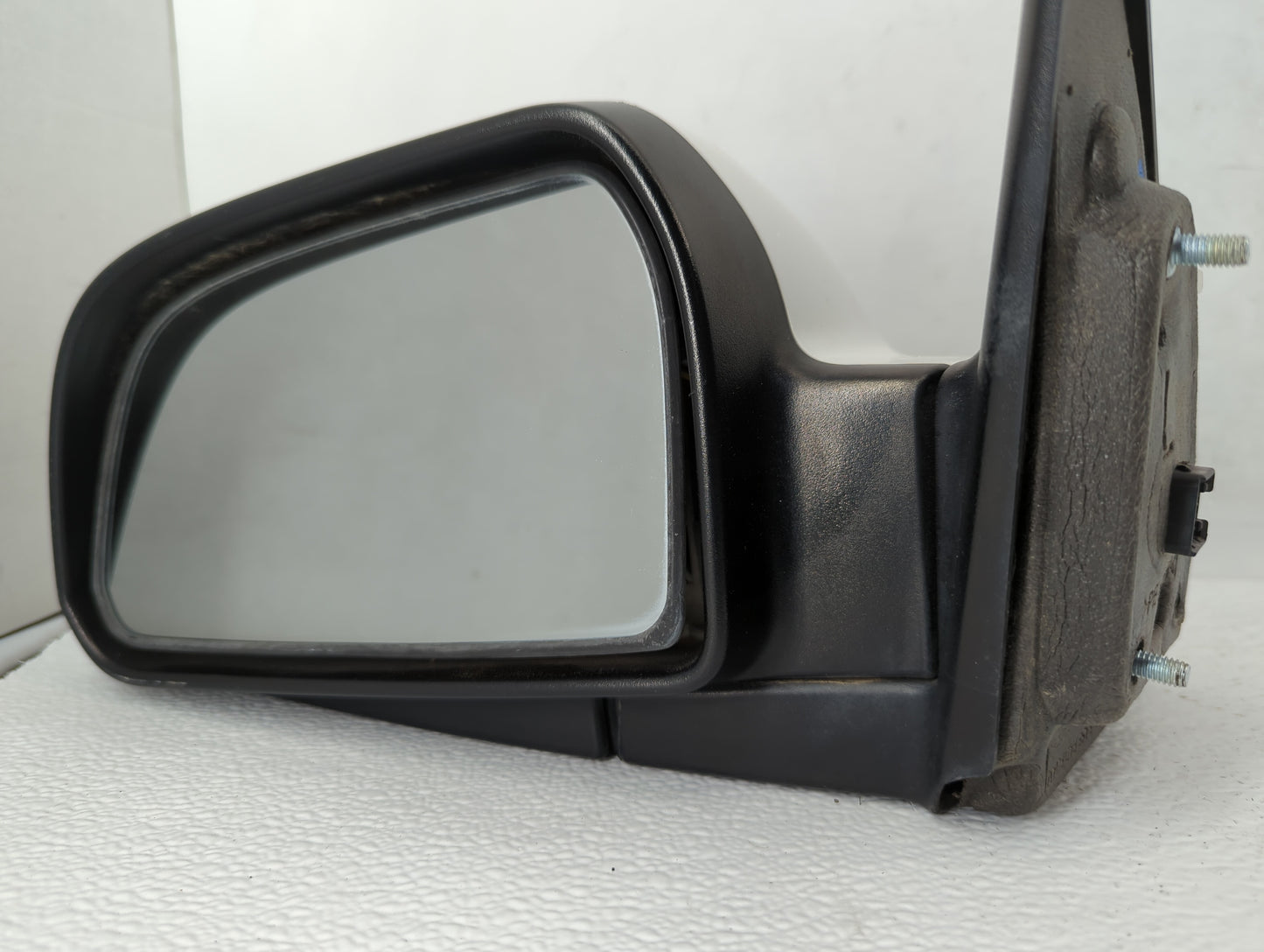 2005-2009 Hyundai Tucson Driver Left Side View Manual Door Mirror White - Oemusedautoparts1.com