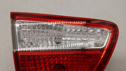 2007-2012 Hyundai Veracruz Tail Light Assembly Driver Left OEM Fits Fits 2007 2008 2009 2010 2011 2012 OEM Used Auto Parts