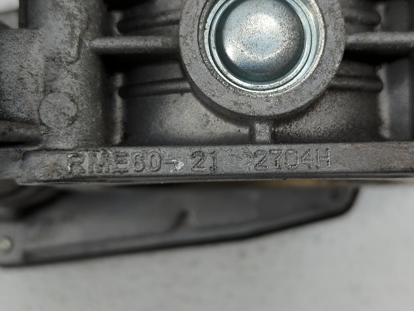 2007-2008 Infiniti G35 Throttle Body P/N:RME60-12 526-02 Fits OEM Used Auto Parts - Oemusedautoparts1.com