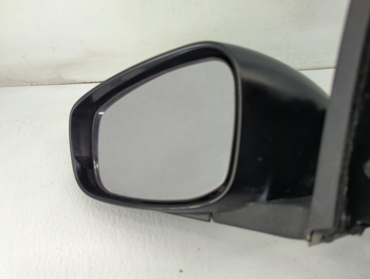 2008-2013 Infiniti G37 Driver Side View Mirror - Left Door Mirror OEM Used - Oemusedautoparts1.com