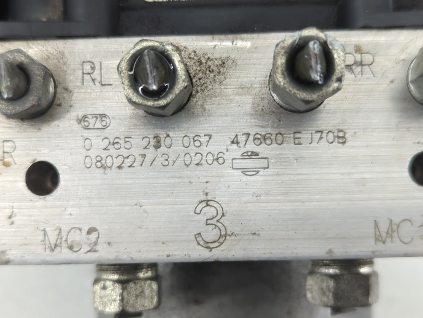 2008 Infiniti M35 ABS Pump Control Module Replacement P/N:47660 E J70B Fits OEM Used Auto Parts - Oemusedautoparts1.com