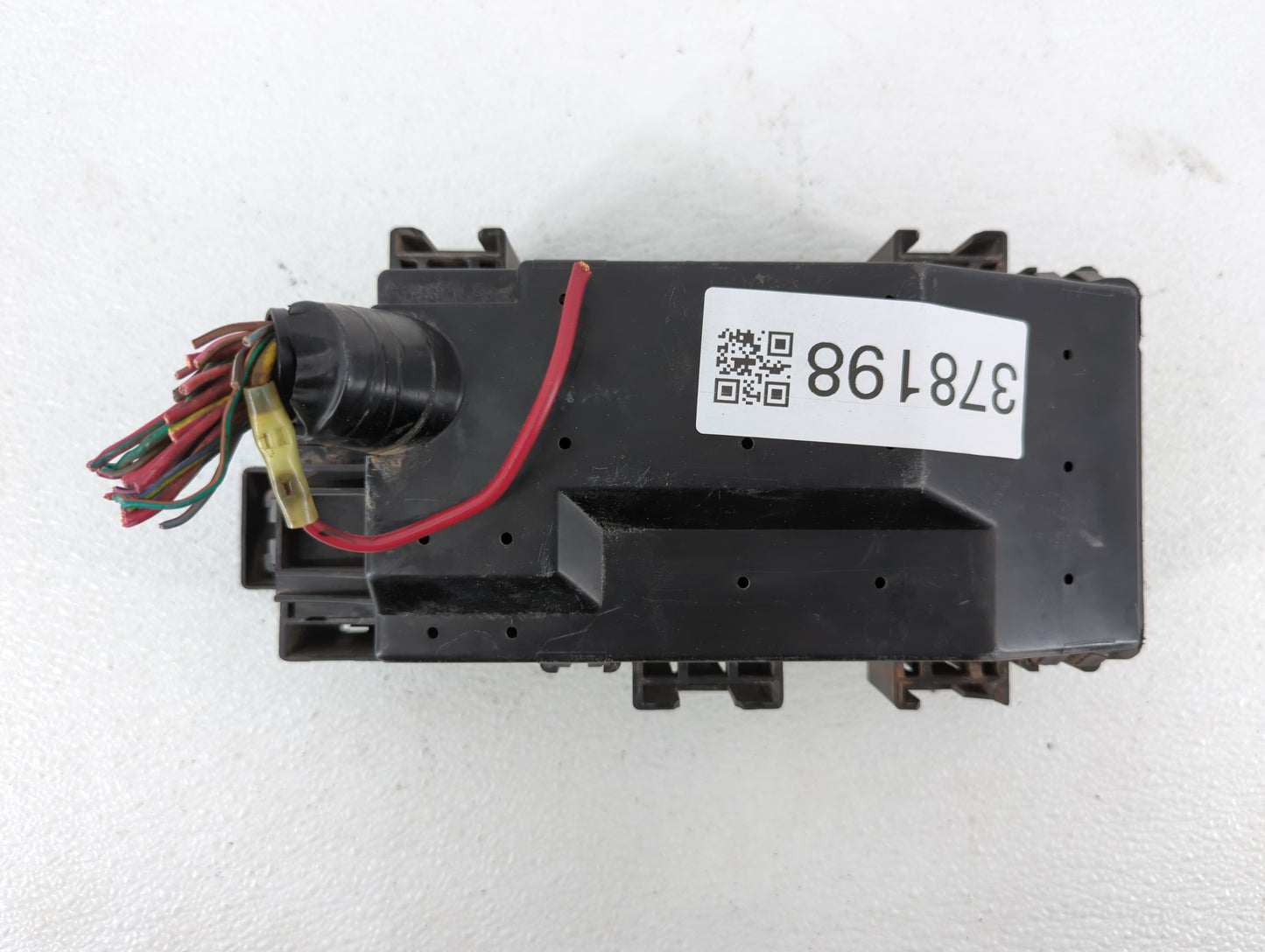 2008 Jeep Commander Fusebox Fuse Box Panel Relay Module P/N:L0116786AA Fits OEM Used Auto Parts - Oemusedautoparts1.com