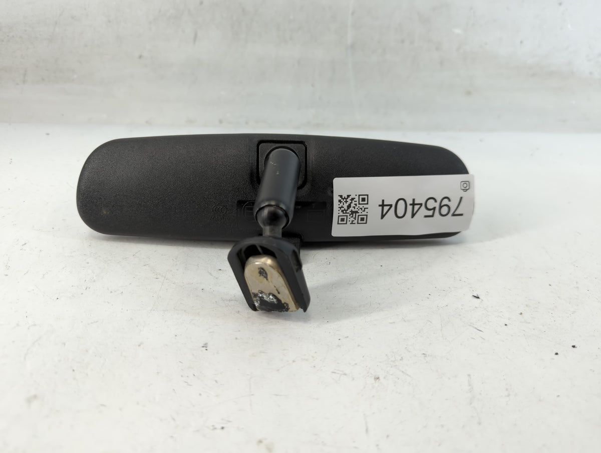 2008 Jeep Compass Interior Rear View Mirror Replacement OEM P/N:E8011681 Fits OEM Used Auto Parts - Oemusedautoparts1.com