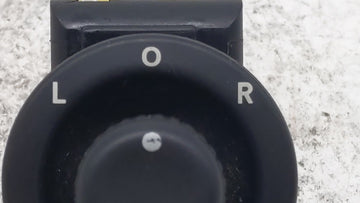 2007-2010 Jeep Patriot Master Power Window Switch Replacement Driver Side Left P/N:56040694AD Fits Fits 2007 2008 2009 2010 OEM Used Auto Parts